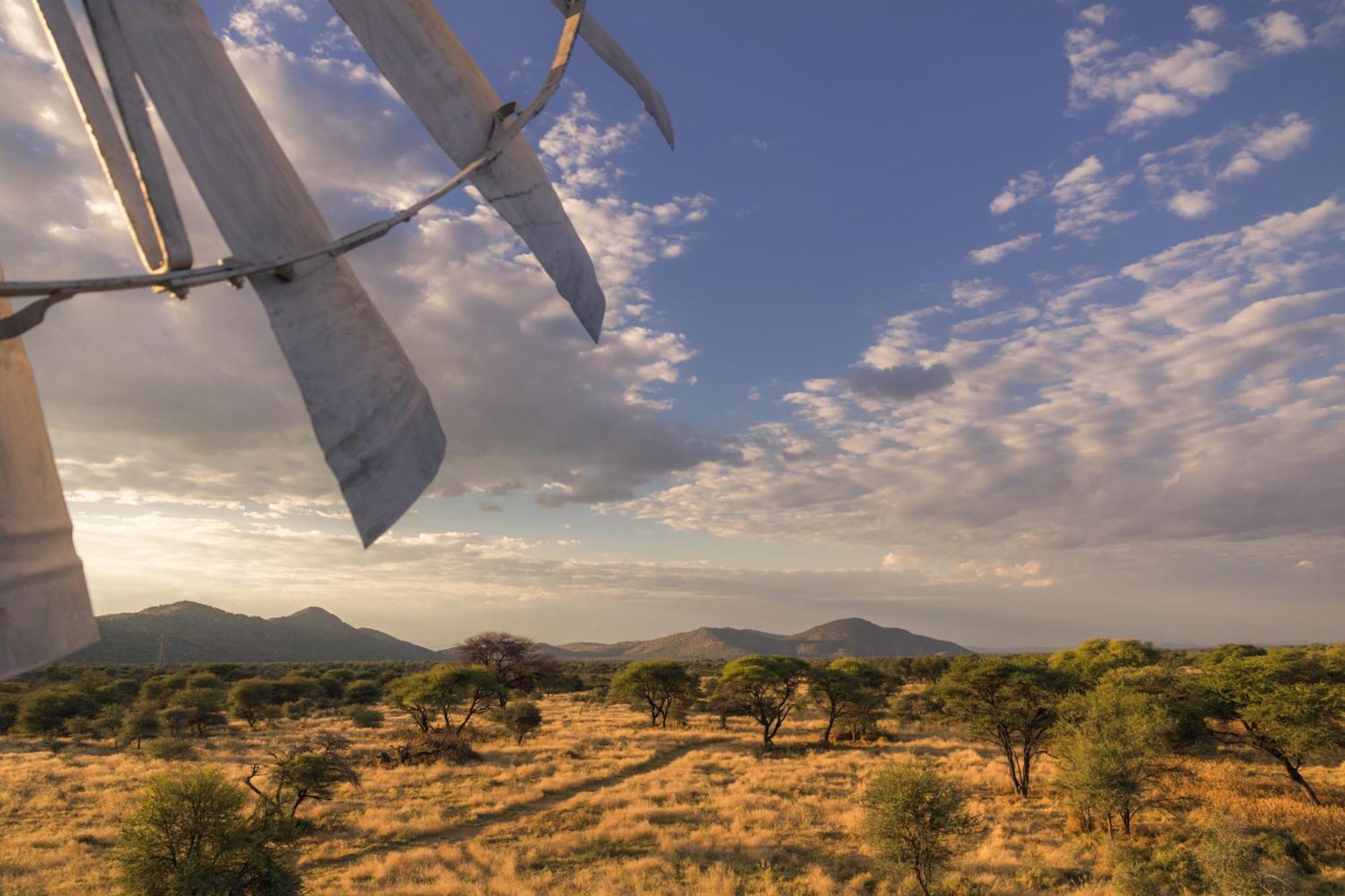 Gabus Safari Lodge Otavi Екстер'єр фото